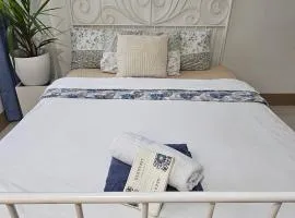 1 BR-High Floor