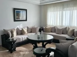 Modern 2BR Apartment Tangier Center with Air Conditioning and WiFi