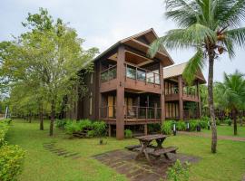 The Langit Duyong Marina Resort, hotel em Kuala Terengganu