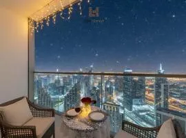 Luxury 2BR Beside Burj Khalifa & Dubai Mall Enjoy Dubai Skyline From Balcony Like Home