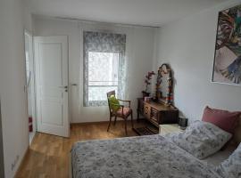 Beautiful flat around Geneva & its airport Palexpo, hotel in Saint-Julien-en-Genevois