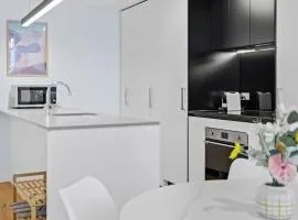 Stylish Dickson 1BR Perfect for Business and Leisure