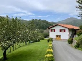 Casa Rural Larrapil