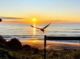 Falcon Family-friendly Bayview Beach House