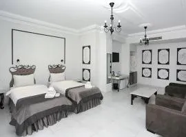 The One center Boutique