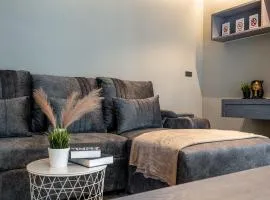 Luxury 2BR Condo Pool Rooftop Bar D6023