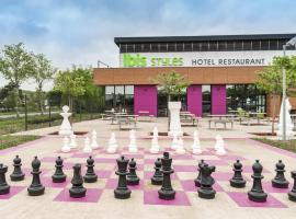 ibis Styles Castres، فندق في كاستر