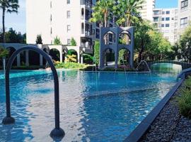 Exclusive Apartment with Pool - Self Check In, read message for instructions, hotel in Hua Hin