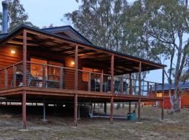 Tiny Away Escape at Granite Belt - Sommerville Valley, место для глэмпинга в городе Станторп