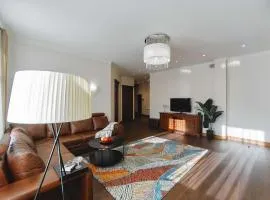 Balcony View on Alexandru cel Bun - Massive Living & SofaBed - AC & Bean-Coffee Bar - GrandStay