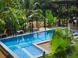 Bamboo Lodge