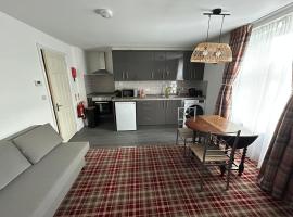 Chloes Holiday Apartments, Hotel in Inverness