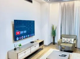 Elite Luxury Suites at The Diamond in City