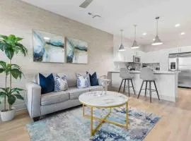 Luxe Living 5 Min From Downtown