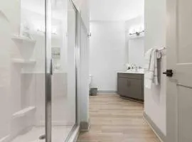 Serenity Living 5 Min From Downtown