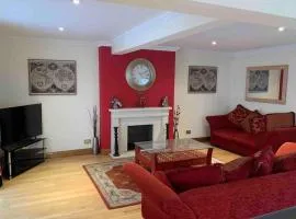 2-Bedroom Cottage with 2 Ensuites - Sleeps 6 Wifi