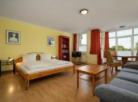 Ferienapartment Abendsonne mit direktem Seeblick und Terasse