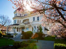 Pendray Inn and Tea House, hotel a prop de Open Space, a Victoria