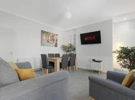 New! 4BR in Durham Road