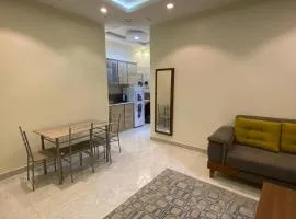 شقق برج ملاذ للشقق المخدومة
