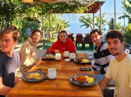 Atitl&aacute;n Backpackers by Don Pascual, luxusn&iacute; kemp v destinaci San Pedro La Laguna