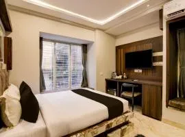 Hotel O The Lake Regency