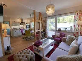 Upland-Flair Ferienwohnung BLUMENWIESE im Zentrum!