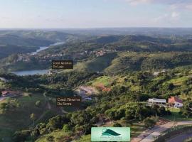 Ecoville Coracao da Serra، فندق في آريا