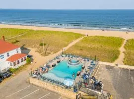 Waves Oceanfront Resort