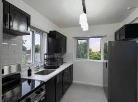 Kingston Modern Getaway
