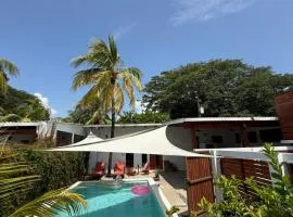 2 private Villas surfcity Private Pool BBQ Paradise