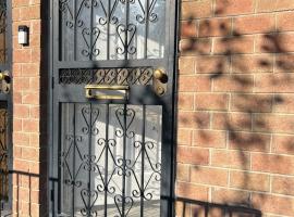 Luxury 2-bedroom and 1-bathroom, hotel in Brooklyn