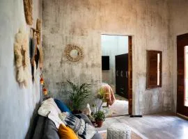 3 SURFCITY Priv Pool Villas Oya Boho-Chic Escape Near El Sunzal Beach