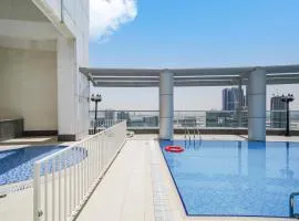 Cozy Studio at walking distance from Burj Khalifa and Downtown Dubai