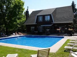 Privilege Mont-Tremblant, hotel en Mont-Tremblant