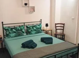 Sicily Bed' House