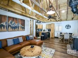 Yvonnies-Super Cool Convenient Comfy & Renovated Cabin