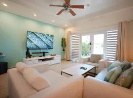 NEW 2BR 5 min to Eagle Beach - Aruba Breeze Condo