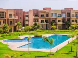 Prestigia Apartment Secure Residence Pool