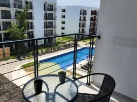 Moderno y comodo Depto con terraza y alberca