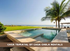 Casa del Angel Tomatal, a beachfront house, Hotel in Puerto Escondido
