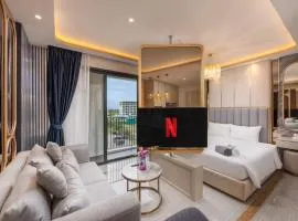 Bellevue Lagoon Premium Apart Hotel by TropicLook
