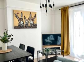 Spacious 4-Bed Home Near Cambridge City Centre, hotel in Cambridge