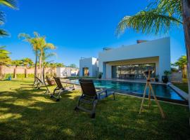 Villa Oberoi Pool, Hammam & Cinema, hotel in Marrakech