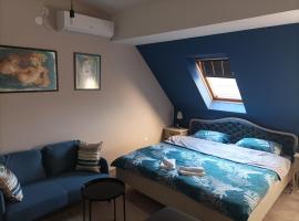 Katera S, hôtel à Zemun