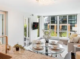 Modern 3BR Condo near BC Place and Rogers Arena