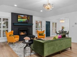 Bubble Bungalow - Cowboy Pool Hot Tub & Firepit, hotel em Fredericksburg