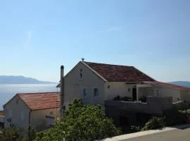 Apartments by the sea Brist, Makarska - 13011