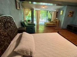 Magnolias Jardin & Boutique Suites