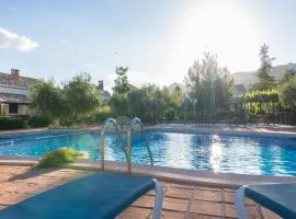Ibipozo Vacation Home with Pool